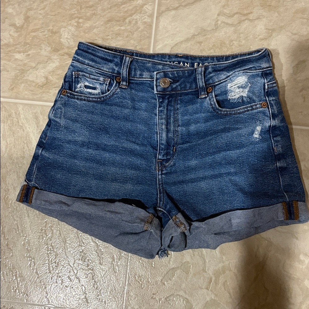 American Eagle Mom Short